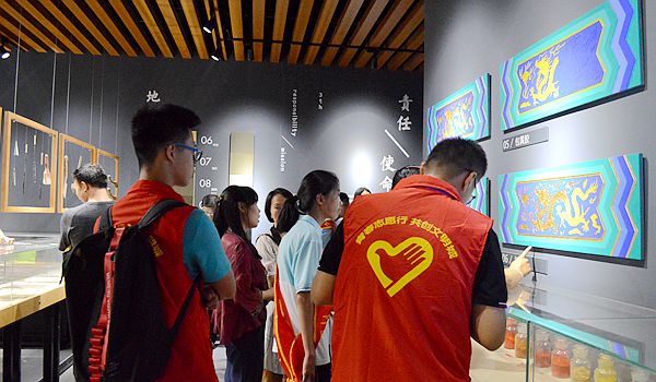 PG平台官方网站今日看点｜国新办将举行第七届中国国际进口博览会筹备情况新闻发布会